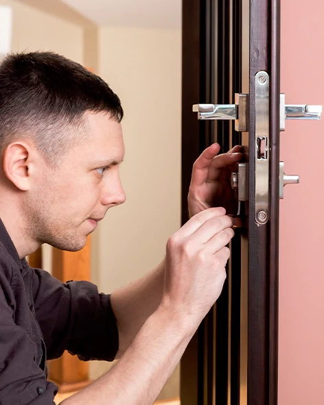 : Professional Locksmith For Commercial And Residential Locksmith Services in Olivehurst, CA