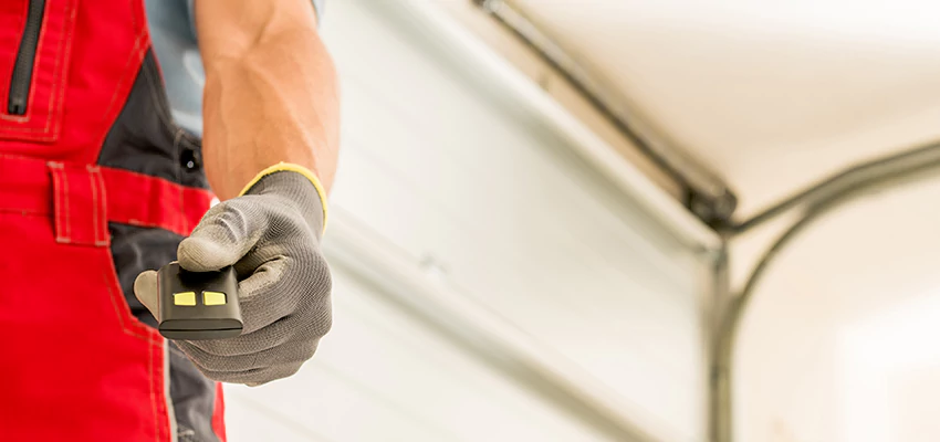 Residential Garage Door Security in Olivehurst, California