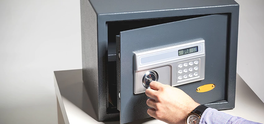 Jewelry Safe Unlocking Service in Olivehurst, California