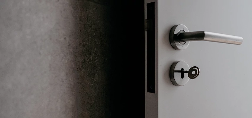 Front Door Handle Repair And Installation in Olivehurst, CA