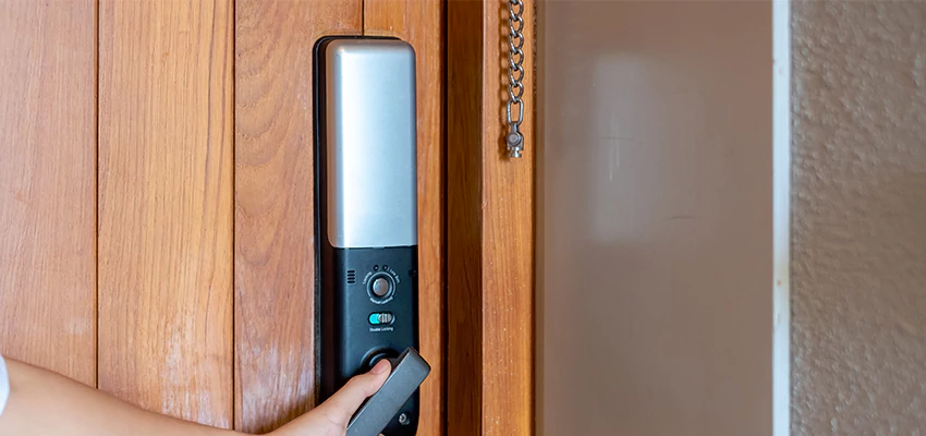 Home Security Electronic Locks Upgrades in Olivehurst, CA