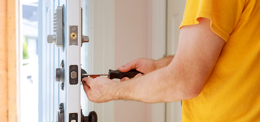 Eviction Locksmith For Key Fob Replacement Services in Olivehurst, CA